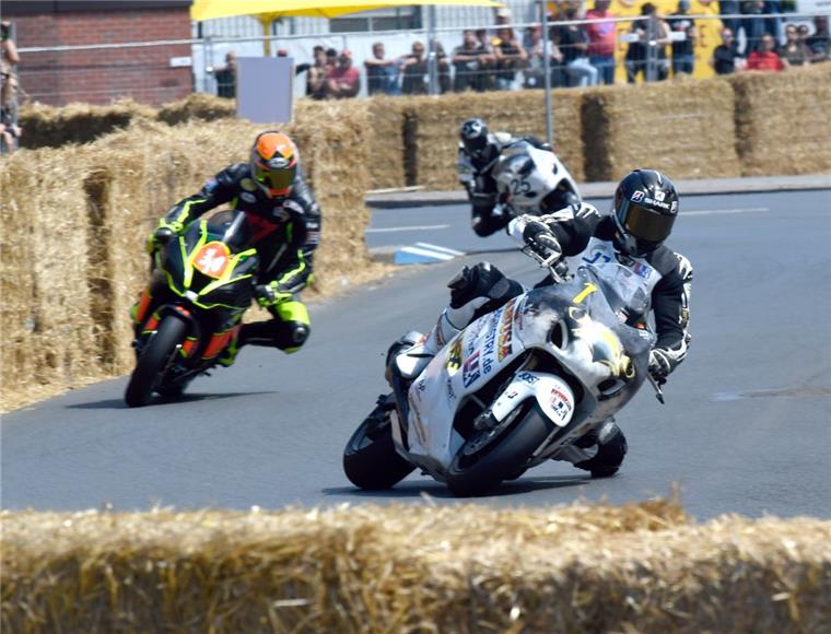 Fischereihafenrennen: So stehen die Chancen aktuell für einen Neustart 2019 Sollte es in diesem Jahr wieder ein Fischereihafenrennen geben, dann wohl ohne die 200 PS starken Superbikes - dafür aber mit "Classic Superbikes".