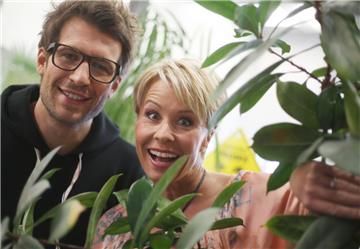 Sonja Zietlow und Daniel Hartwich werden die neue Staffel der RTL-Show "Ich bin ein Star - Holt mich hier raus!" wieder kommentieren. 