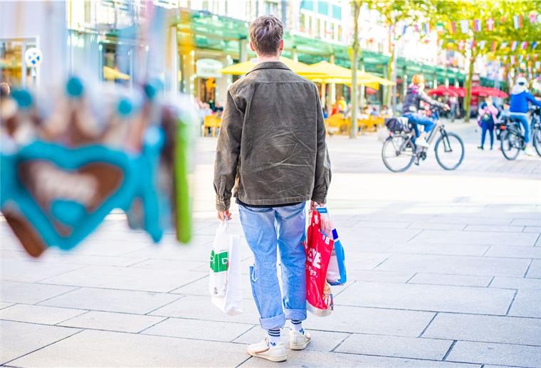 Bremerhaven: Stadt verbietet Sonntagsverkauf Sonntags einkaufen - nicht in Zeiten von Corona. Ein eigens aufgestelltes Konzept wurde von der Stadt nicht genehmigt.