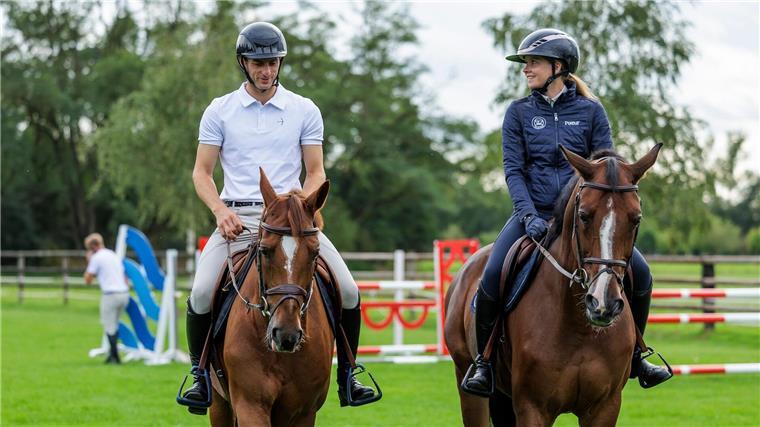 Vogel & Hinners: Das ungewöhnliche Traumpaar des Reitsports Sophie Hinners (r) und Richard Vogel gehören beide zum A-Kader.