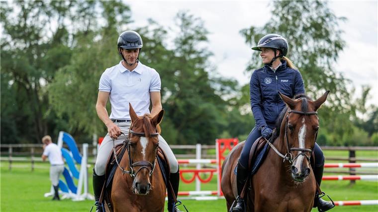 Der CHIO-Rekordreiter, der sich zu früh freute Sophie Hinners und der Reiter Richard Vogel starten beim CHIO und gemeinsam in zwei Wochen im EM-Team.