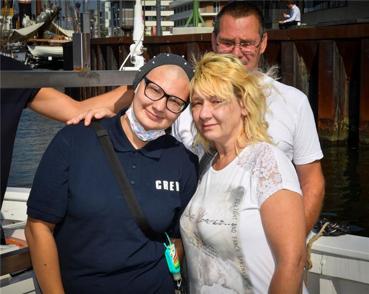 Die letzte Wunschliste: Sophie liebt Seehunde. Deshalb haben Heike und Uwe Schreier mit ihrer todkranken Tochter (links) einen Ausflug zu den Seehundsbänken in der Weser gemacht.