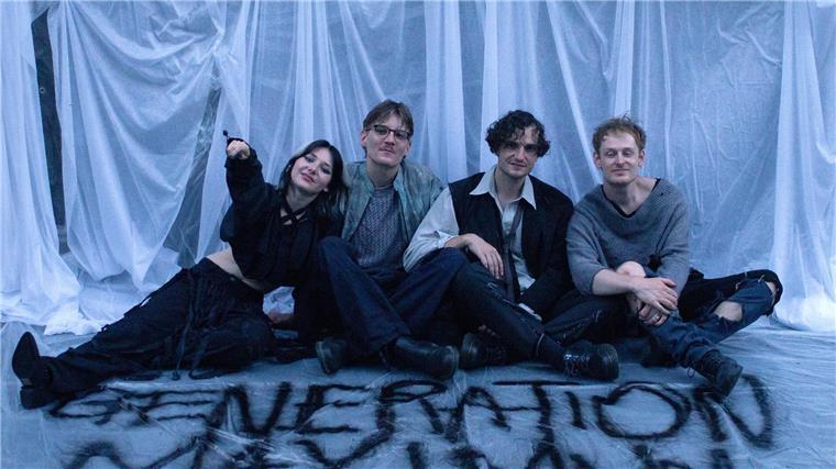 Culk besingen die Gefühlslage ihrer Generation Sophie Löw (l-r), Christoph Kuhn, Johannes Blindhofer und Jakob Herber sind Culk.