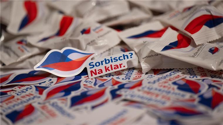 Preis für sorbische Sprache für Eva-Maria Zschornack „Sorbisch? Na klar“: Eva-Maria Zschornack erhält den Preis für sorbische Sprache.