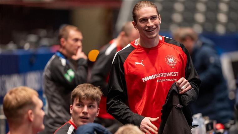 Handballer im WM-Viertelfinale mit Spielmacher Knorr Spielmacher Juri Knorr kann im WM-Viertelfinale gegen Portugal mitwirken.