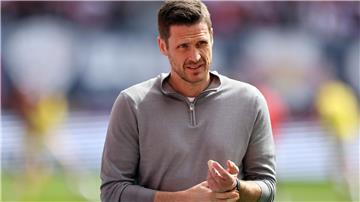 Sportdirektor Sebastian Kehl nennt die Personalsituation mit vier Stürmern beim BVB „nicht optimal“