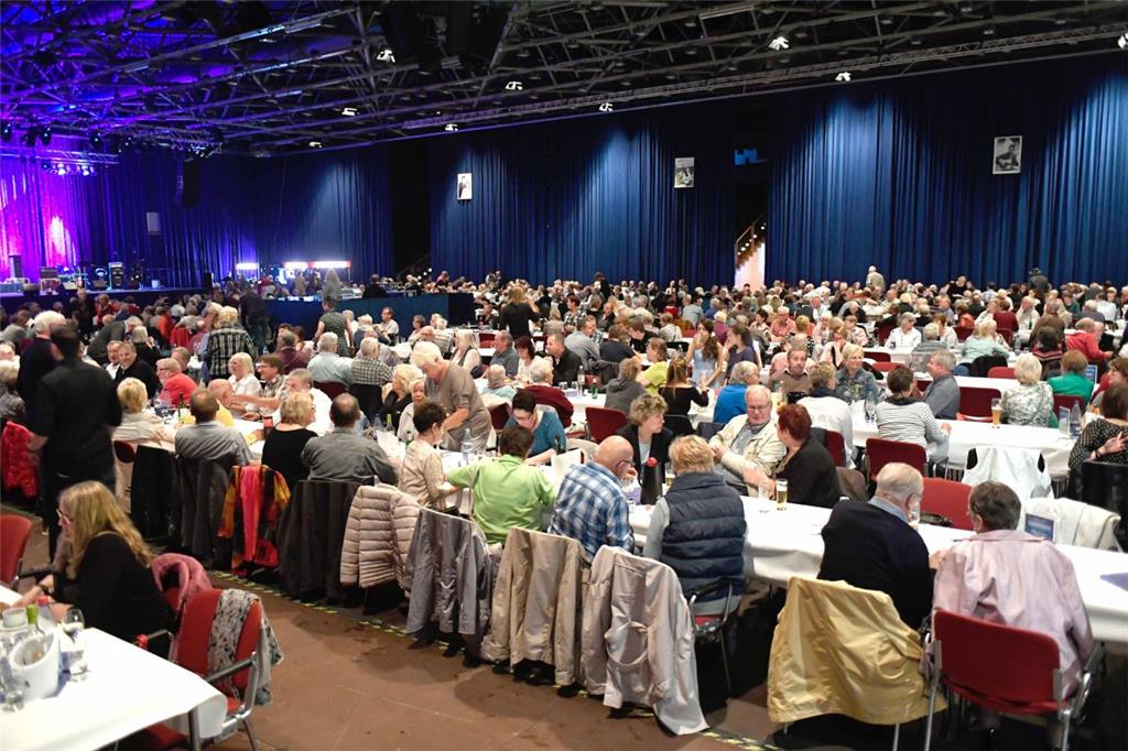 Stadthalle Seebeck am Markt  Sängerwettstreit Marke Bremerhaven 3.10.16 Foto Sch...