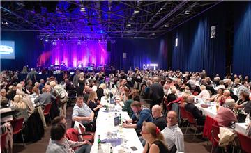 Stadthalle Seebeck am Markt  Sängerwettstreit Marke Bremerhaven 3.10.16 Foto Sch...