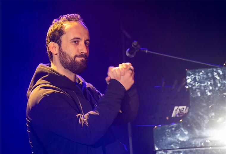 Pianist Levit spielt in Krankenhaus in Tel Aviv Star-Pianist Igor Levit spielte in einem Krankenhaus in Tel Aviv.