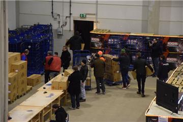 Start bei der Firma Comet für den Werkverkauf.