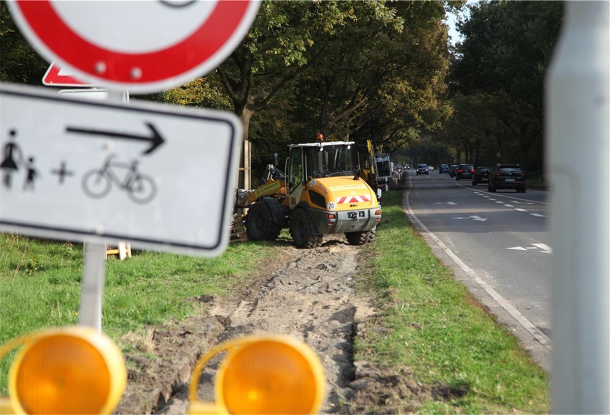 Radweg Poristraße: Bauarbeiten haben begonnen Start der Bauarbeiten an der Poristraße: Der Radweg wird erneuert