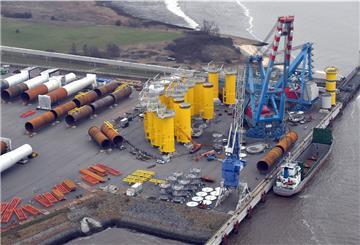 Steelwind hat gut zu tun. Das Blexer Unternehmen hat in seinen Auftragbüchern die Produktion von Monopiles für drei Windparks stehen.