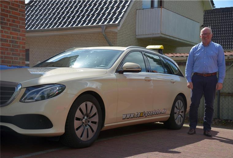 Taxiunternehmen in der Krise Stefan Gödeke, Inhaber von Taxi Gödeke mit Sitz in Loxstedt, hat mit den Fahrtausfällen zu kämpfen.