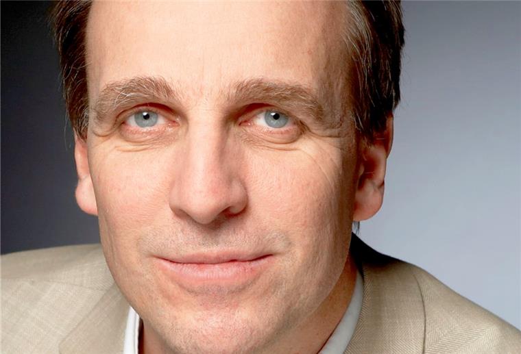 Ex-Umweltminister Wenzel tritt gegen Ferlemann an Stefan Wenzel (Grüne) möchte im Wahlkreis Cuxhaven-Stade II als Bundestagskandidat antreten.