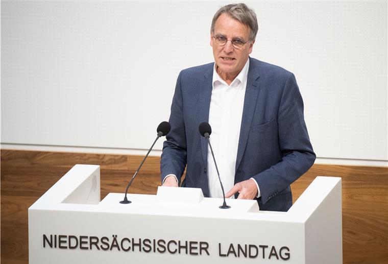 Diskussion über Ökologie und Ökonomie Stefan Wenzel ist am Dienstag zu Gast im Evangelischen Bildungszentrum in Bad Bederkesa.
