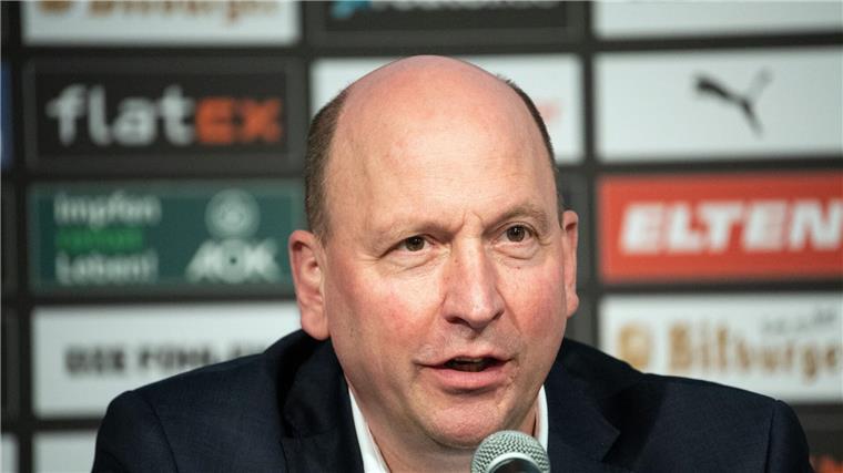 Borussia Mönchengladbach: Geschäftsführer Schippers geht Stephan Schippers verlässt Boruddia Mönchengladbach.