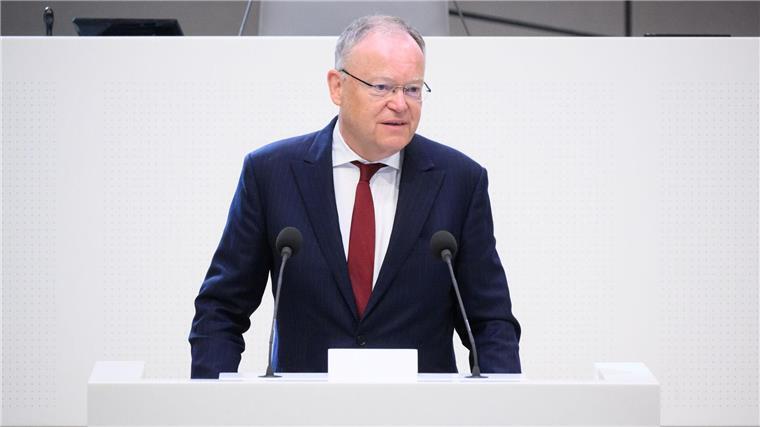 Weil: Demokratie aufs Mitmachen angewiesen Stephan Weil (SPD), Ministerpräsident von Niedersachsen.