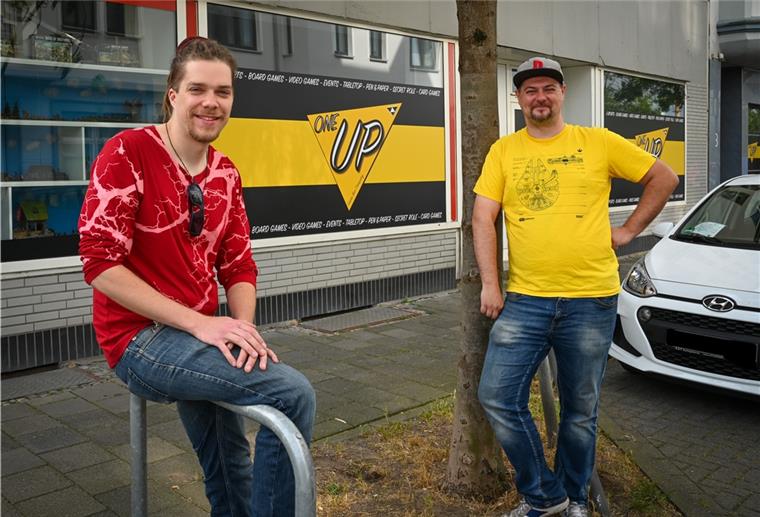 Bremerhavener gründet in der Krise Steve Cottel (links) und Karol Hryniewiecki haben einen Onlineshop gegründet.