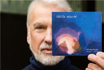 „Stille Nacht“ heißt die Weihnachts-CD von Hans Neblung.
