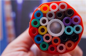 Streit um Glasfaser-Ausbau: In Beverstedt buhlen gleich zwei Telekommunikationsunternehmen um die Gunst der Kunden.