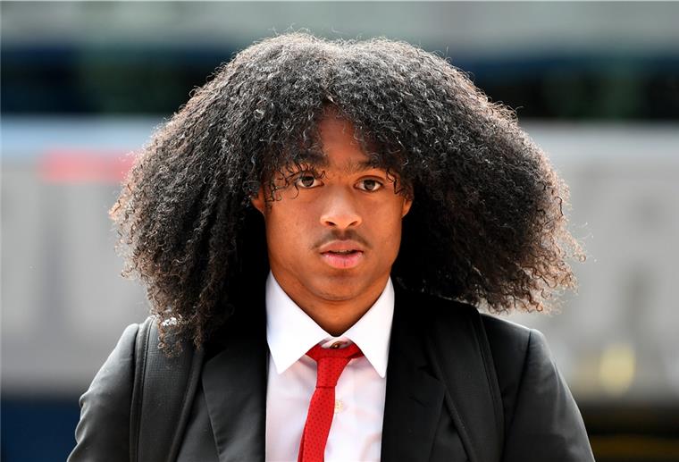 Werder Bremen: Wechsel von Chong steht bevor Stürmer Tahith Chong von Manchester United soll Werder Bremen stärker machen.