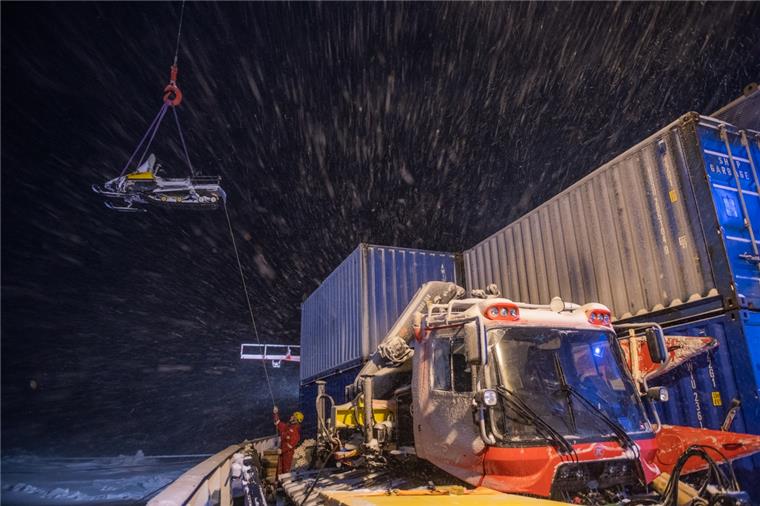 Sturm bei der "MOSAiC"-Expedition. 