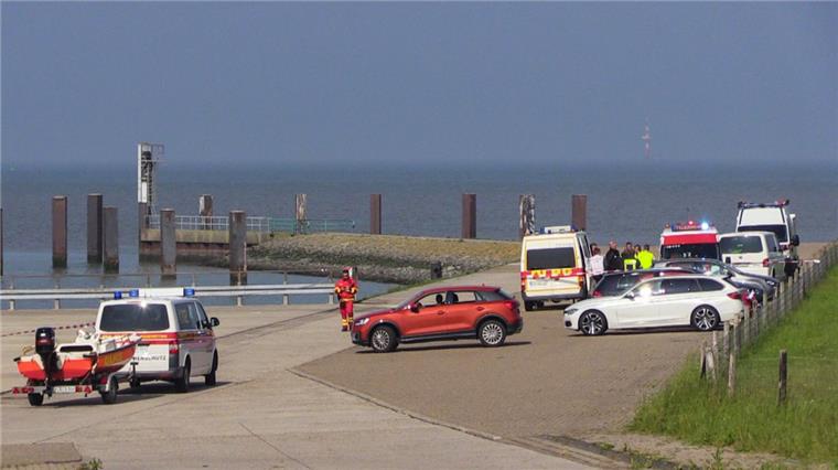 Wasserschutzpolizei stellt Suche nach vermisstem Sportflugzeug ein Suchaktion auf der Nordsee. Auf dem Weg von Wangerooge nach Hannover ist ein Kleinflugzeug abgestürzt.