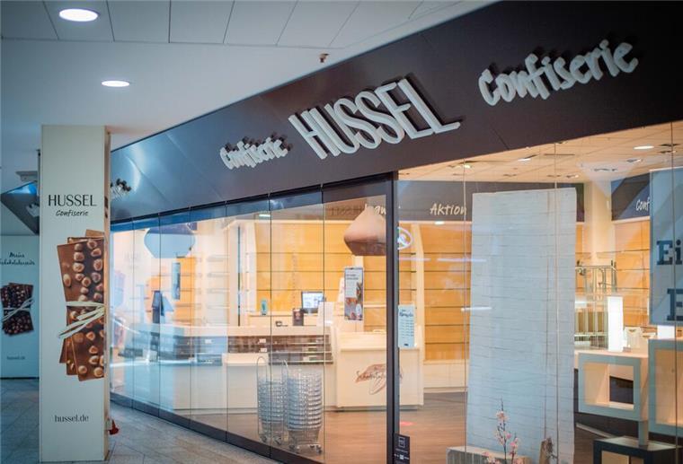 Süßwarenfachgeschäft "Hussel" schließt seinen Standort im Bremerhavener Columbus-Center. Foto: Hartmann