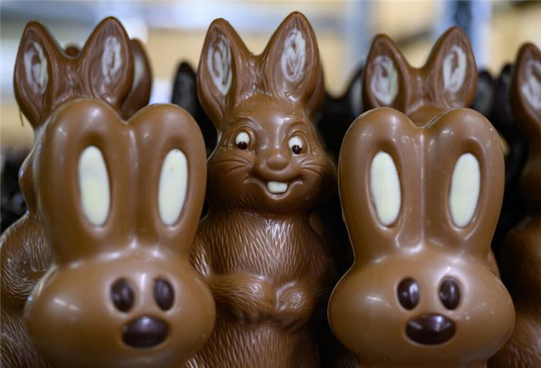Preis-Schock zu Ostern! Schokolade und Co. sind 2025 deutlich teurer (Symbolbild) Verbraucher müssen zu Ostern tiefer in die Tasche greifen