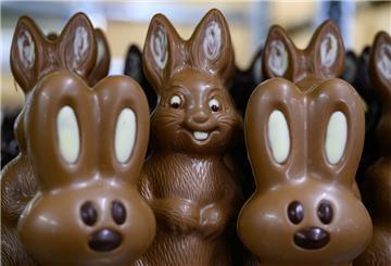 (Symbolbild) Verbraucher müssen zu Ostern tiefer in die Tasche greifen