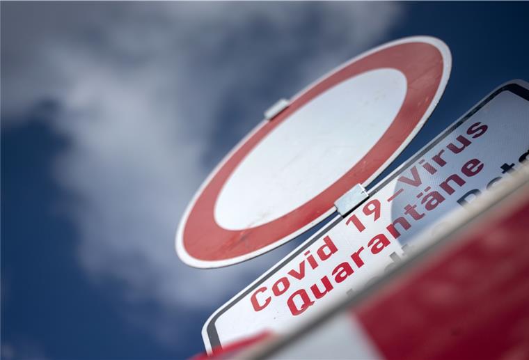 Quarantänezeit könnte auf fünf Tage verkürzt werden Symbolfoto: Wer mit Infizierten in Kontakt war, muss derzeit 14 Tage in Quarantäne gehen.