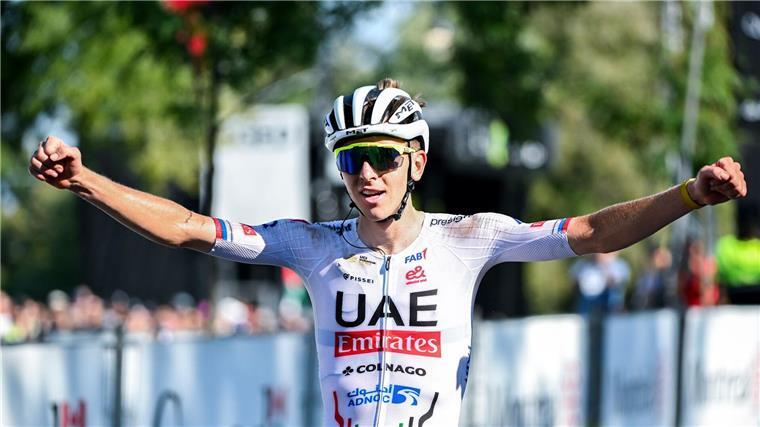 Etappen- und Gesamtsieg für Pogacar bei der UAE-Tour Tadej Pogacar ist zu Saisonbeginn bereits in Topform.