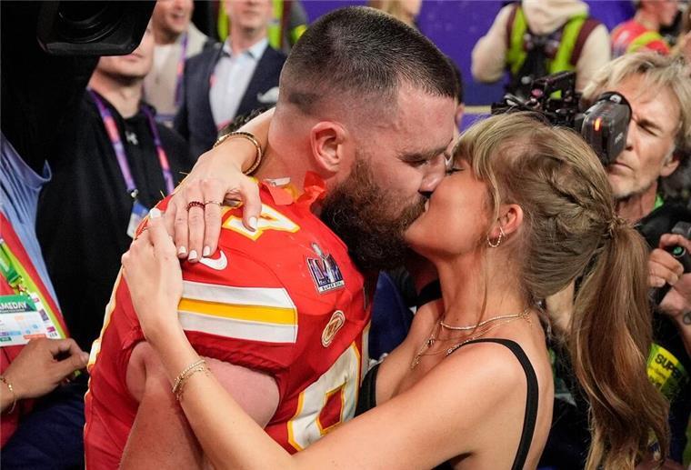 Vom Armband zur Lovestory - Ein Jahr Swift und Kelce Taylor Swift und Travis Kelce sind mittlerweile rund ein Jahr ein Paar. (Archivfoto)