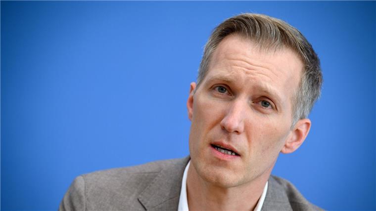 Sonderbeauftragter: Job-Turbo für Geflüchtete kommt voran Terzenbach ist seit Oktober 2023 Sonderbeauftragter der Bundesregierung für die Arbeitsmarktintegration von Geflüchteten. (Archivbild)
