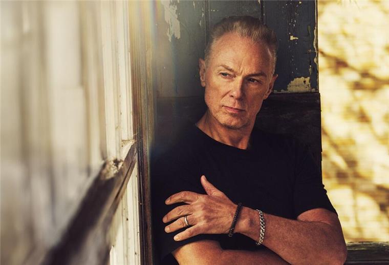 Gary Kemp solo: Zwischen Spandau Ballet und Pink Floyd „This Destination“ heißt die Platte, die der 65-Jährige auch für sich selbst gemacht hat.