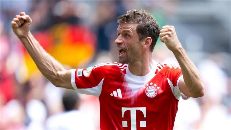 Ab jetzt im weiß-blauen Trikot Thomas Müller konnte mit dem FC Bayern häufig jubeln, auch über seine vielen Tore.