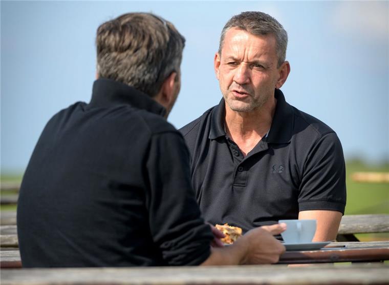 Pinguins-Trainer Popiesch im Interview: Alles zu geben, das ist das Wichtigste Thomas Popiesch geht mit den Fischtown Pinguins in seine vierte DEL-Saison.