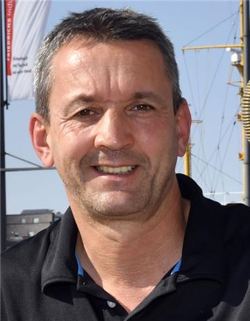 Thomas Popiesch im sommerlichen Bremerhaven. Foto: Scheschonka
