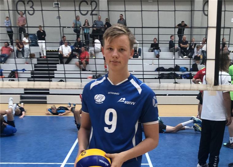 Thorben Coordes aus Bremerhaven spielt erfolgreich Volleyball für den TV Baden. 