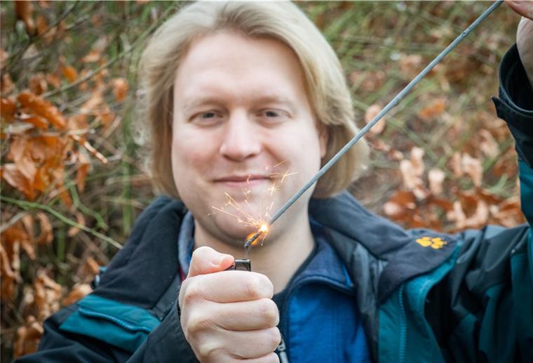 Wenn Sylvester an Silvester Geburtstag feiert Thorben Sylvester Sommerfeld aus Beverstedt hat am 31. Dezember Geburtstag und trägt den Jahresabschluss in seinem Namen.