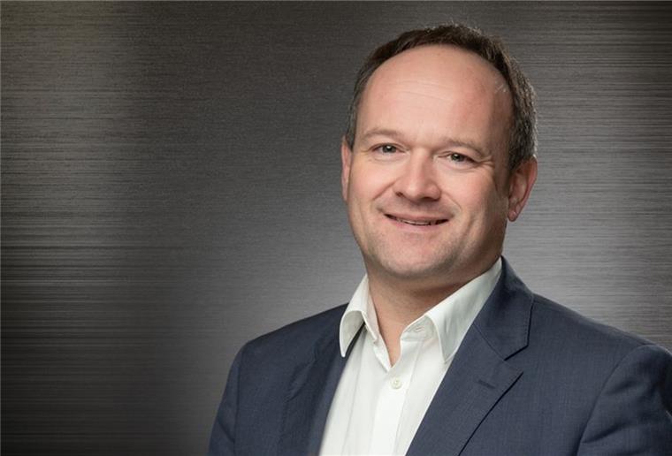 Lloyd Werft: Übernahme nicht zum alten Preis Thorsten Rönner wurde ebenfalls von der Ankündigung überrascht, dass die Lloyd Werft verkauft oder stillgelegt wird. Die Rönner-Gruppe hat Interesse an einer Übernahme der Werft. Allerdings nicht zu jedem Preis.