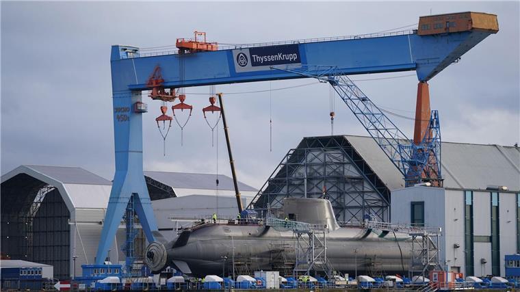 Ökonom befürwortet Bundeseinstieg bei U-Boot-Werft TKMS ThyssenKrupp will die Kieler Werft TKMS verselbstständigen. (Archivbild)