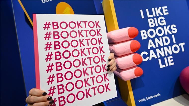 Deutsche Tiktok Book Awards zum zweiten Mal vergeben Tiktok hat in sechs Kategorien die deutschen Tiktok Book Awards verliehen. (Archivbild)