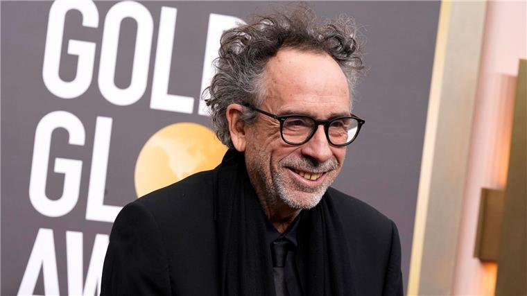 „Beetlejuice“-Fortsetzung: Poster und Titel veröffentlicht Tim Burton hatte auch schon bei dem Original-Hit „Beetlejuice“ als Regisseur hinter der Kamera gestanden.
