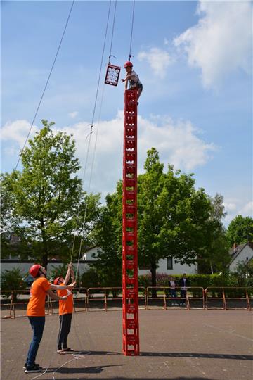 Timon schafften beim Kistenklettern am Ende stolze 25 Kisten. Foto: Seelbach