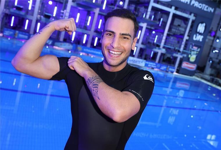 GZSZ-Schauspieler Timur Ülker spendet Knochenmark Timur Ülker hier beim „RTL-Turmspringen“. Der Schauspieler hat für einen an Blutkrebs erkrankten Patienten Knochenmark gespendet.