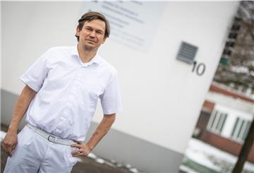 Tobias Steffen ist im Januar in die Gastroenterologische Praxis in der Virchowstraße eingestiegen.