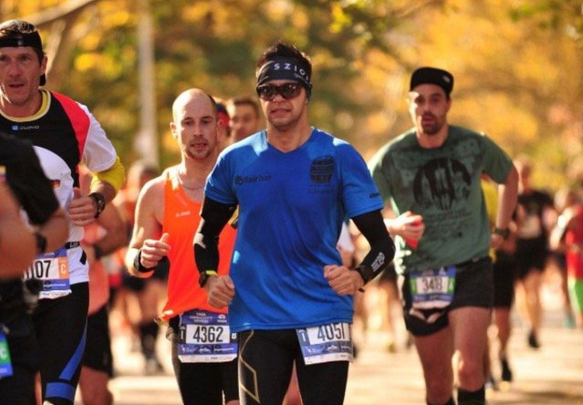 Torben Schramm aus Nordenham (vorn) lief durch die Stadtbezirke Staten Island, Brooklyn, Queens, Manhattan und Bronx – und im Central Park.