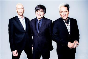 Die Mitglieder der Band Die Ärzte, Farin Urlaub, Rodrigo Gonzalez und Bela B.