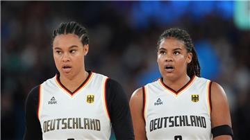 Trafen in der WNBA aufeinander: Satou und Nyara Sabally (r).